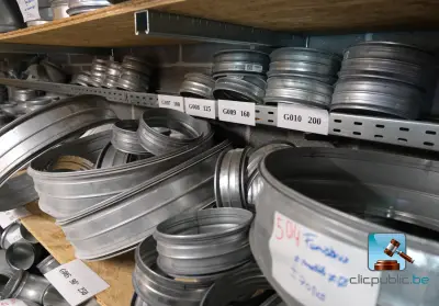 Set van hulpstukken – kavel bij Clicpublic, Charleroi