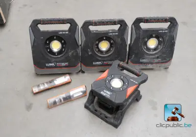 Set professionele bouwverlichting – kavel bij Clicpublic, Charleroi