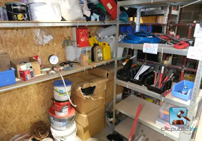 Breed assortiment gereedschappen en verbruiksartikelen – kavel bij Clicpublic, Charleroi
