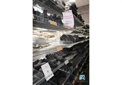 Breed assortiment PVC ellebogen – kavel bij Clicpublic, Charleroi