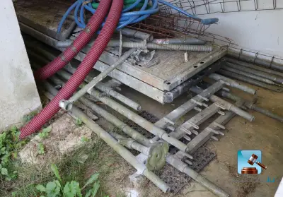 Steigers – kavel bij Clicpublic, Robelmont
