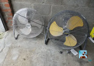 Set van ventilatoren – kavel bij Clicpublic, Wavre