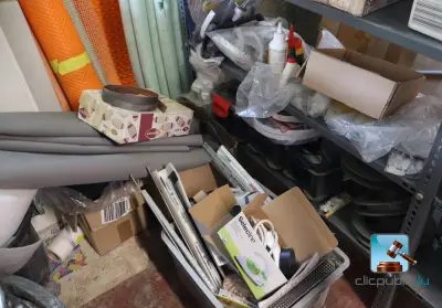 Varia van schrijnwerkerijuitrusting – kavel bij Clicpublic, Robelmont