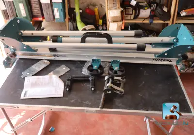 Steuntafel – kavel bij Clicpublic, Robelmont