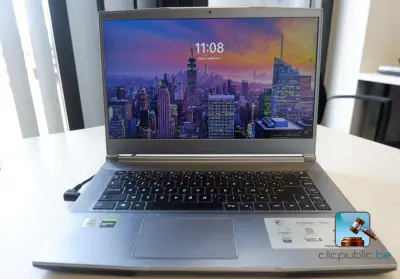 Laptopcomputer – kavel bij Clicpublic, Charleroi