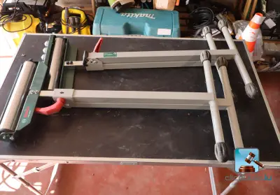 Multifunctionele houder – kavel bij Clicpublic, Robelmont