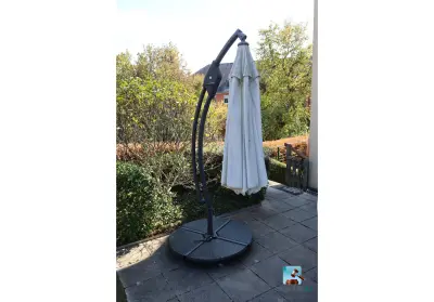 Set parasols – kavel bij Clicpublic, Bertrange, Luxembourg