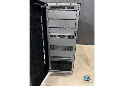 Lege server – kavel bij Clicpublic, Nivelles
