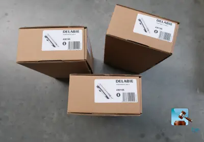 Set mengkranen – kavel bij Clicpublic, Charleroi