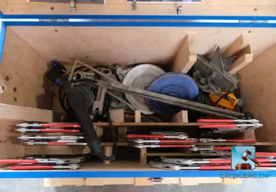 Set lasaccessoires – kavel bij Clicpublic, Charleroi
