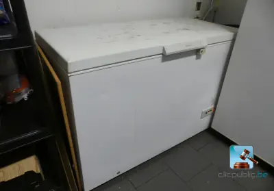 Dressoir diepvriezer – kavel bij Clicpublic