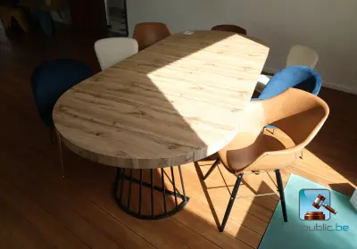 Set tafel en stoelen – kavel bij Clicpublic, Ans