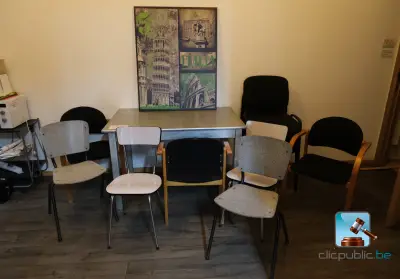 Meubelset – kavel bij Clicpublic, Presles