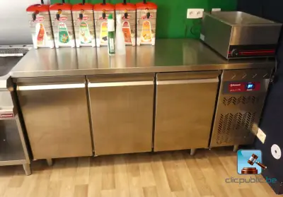 3-deurs koeltafel – kavel bij Clicpublic, Waremme