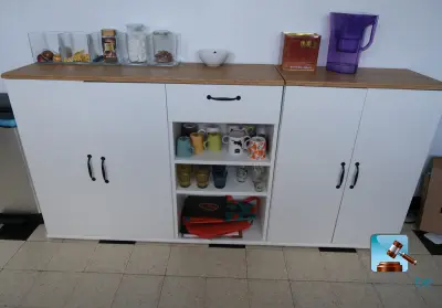Keukenmeubelset met inhoud – kavel bij Clicpublic, Ans