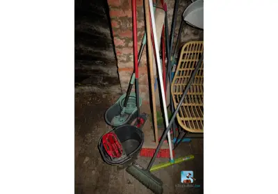 Partij reinigingsapparatuur – kavel bij Clicpublic, Mons
