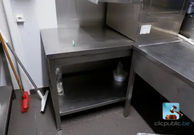 Roestvrijstalen tafel – kavel bij Clicpublic, Beauraing