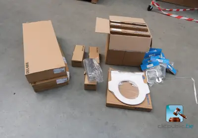 Set accessoires voor sanitair – kavel bij Clicpublic, Charleroi