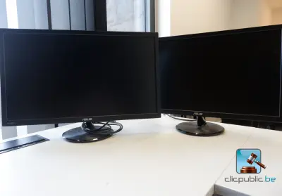 batch computerschermen – kavel bij Clicpublic, Charleroi