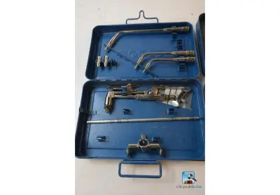 Set toortsmondstukken – kavel bij Clicpublic, Nivelles