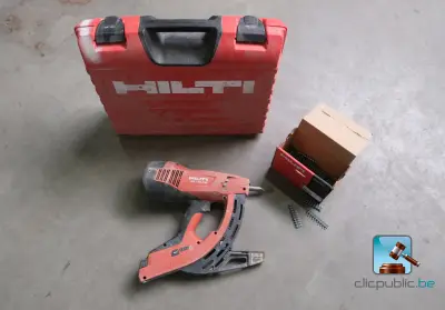 Professionele spijkermachine – kavel bij Clicpublic, Nivelles