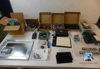 Partij elektronische apparatuur – kavel bij Clicpublic, Nivelles