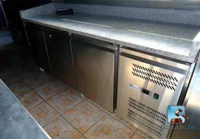 3-deurs koeltafel – foto 2 – kavel bij Clicpublic, Tubize