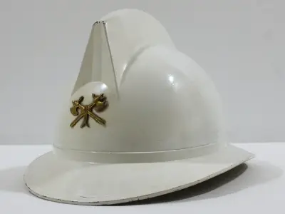 Vintage Brandweerhelm | Le Levior – kavel bij De Kringwinkel, Maasmechelen