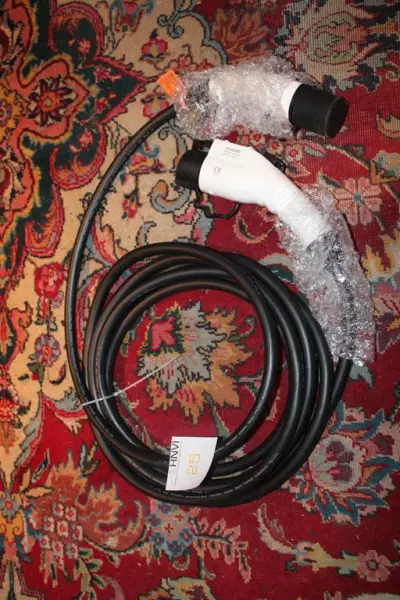 Laadkabel DUOSIDA type DSS-EV-32P-V3, 32A 240V, witte stekkers – kavel bij HNVI, Loon op Zand