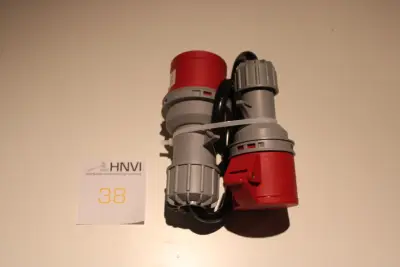 Verloopkabel CEE rood, stekker naar contrastekker LXCEE 16A 380-415V – kavel bij HNVI, Loon op Zand