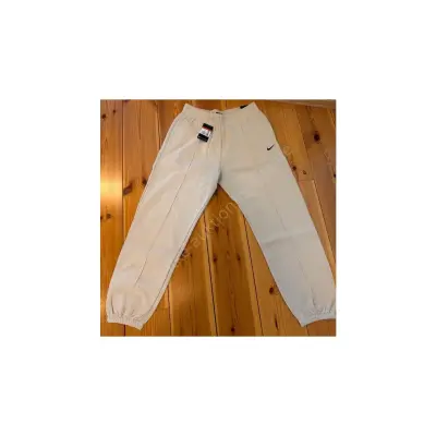 Nike Loose Fit Pants Women’s Gr. L – kavel bij Luedtke Versteigerungen, Werneuchen