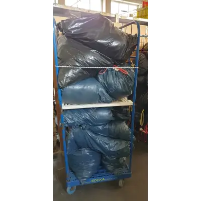 Wäsche und Kleidung – kavel bij Luedtke Versteigerungen, Berlin