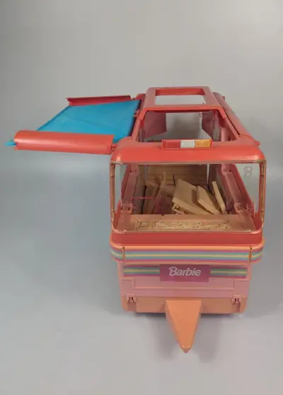Barbie Paarden Trailer Camper in originele doos – kavel bij De Kringwinkel, Sint-Niklaas