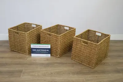 Set van 3 gevlochten rieten opbergmanden – kavel bij GSD Auctions, Zoeterwoude