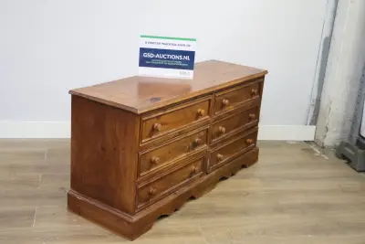 Houten ladekast met acht laden' – kavel bij GSD Auctions, Zoeterwoude