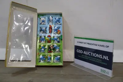 Set van 12 De Smurfen Figuren in Doos – kavel bij GSD Auctions, Zoeterwoude