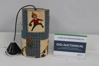 Vintage hanglamp met kinderfiguren – kavel bij GSD Auctions, Zoeterwoude