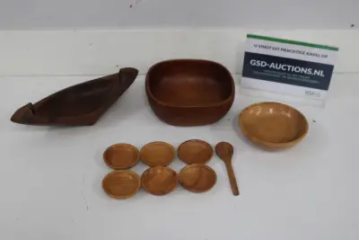 Set houten kommen en schaaltjes – kavel bij GSD Auctions, Zoeterwoude