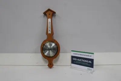 Houten barometer met thermometer – kavel bij GSD Auctions, Zoeterwoude