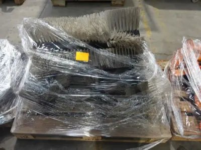 Hydraulische veegborstel – kavel bij Openbare Verkopen, Wielsbeke