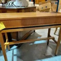 Retro schrijftafel Mid-Century modern – kavel bij BOPA Auctions, Aarsele