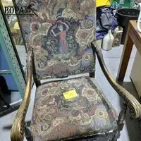 Antieke fauteuil in Renaissancestijl Louis XIV met gobelin – kavel bij BOPA Auctions, Aarsele