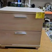 Moderne nachttafel – kavel bij BOPA Auctions, Aarsele