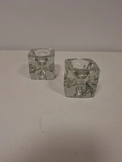 Set van 2 vintage Ice Cube glazen kandelaars – kavel bij De Kringwinkel, Ronse