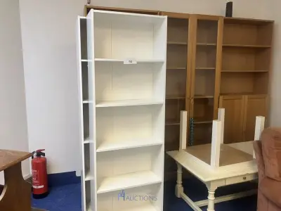 Partij diverse meubels – kavel bij VH Auctions