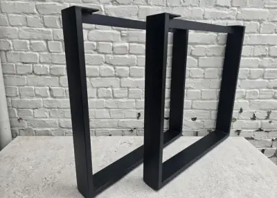 2 Sets van 2 U poten in zwart metaal 77x74cm (nieuw in doos) – kavel bij Openbare Verkopen, Ingelmunster