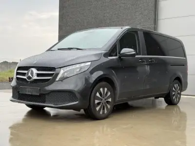 Lichte vrachtwagen MERCEDES-BENZ V-klasse (2023 / W1V VLJ FZ5 P4 260 045) – kavel bij Openbare Verkopen, Ooigem