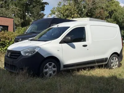 Lichte vrachtwagen DACIA DOKKER (2014 / UU1 8SD N45 51 382 026) – kavel bij Openbare Verkopen, Ooigem