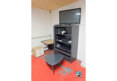 Set kantoorapparatuur met inhoud – kavel bij Clicpublic