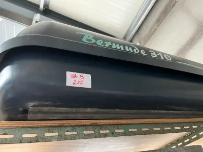 LOT B217 - Coffre de toit Bermude 310 + barres de toit – kavel bij Auctionline, Leglise